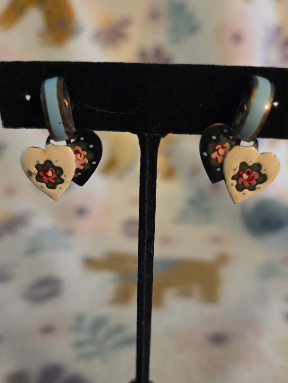 Heart Floral Drop Earrings in White and Black - Unbranded